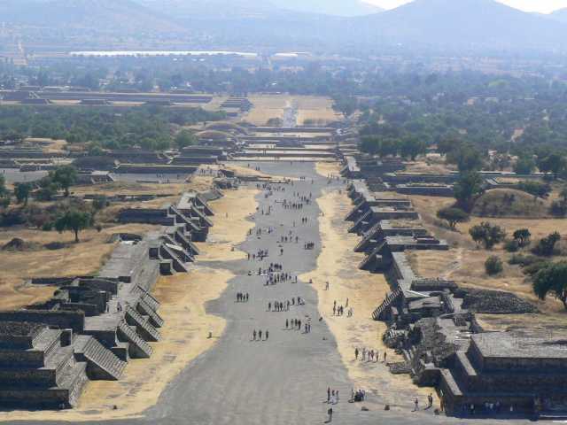 calzada de los muertos